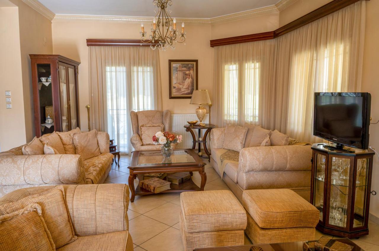 Sevi's Luxury *