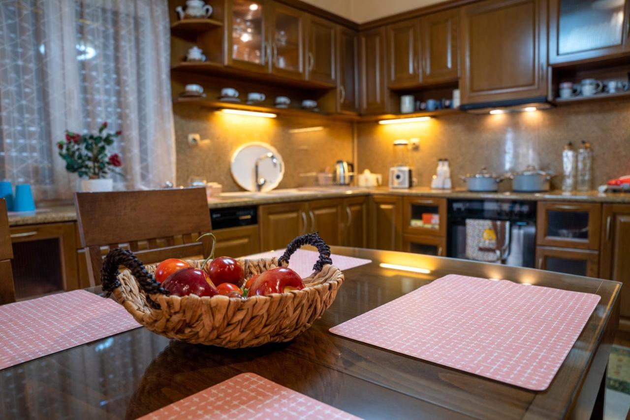 Sevi's Luxury *